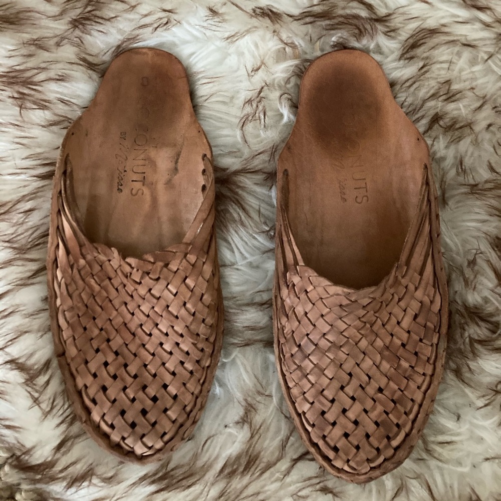 Woven leather slides. Mohinders inspired